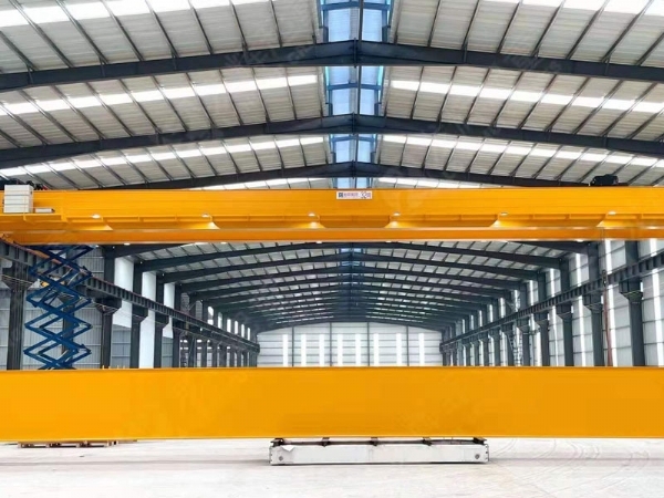 起重机都有什么特点和性能